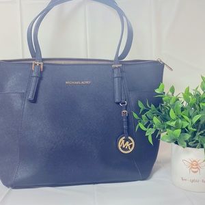 Michael Kors bag. Blue.